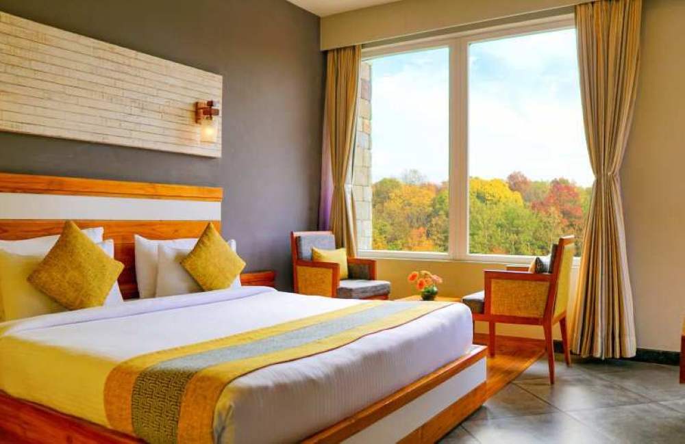 corbett golden tusk pool suite
