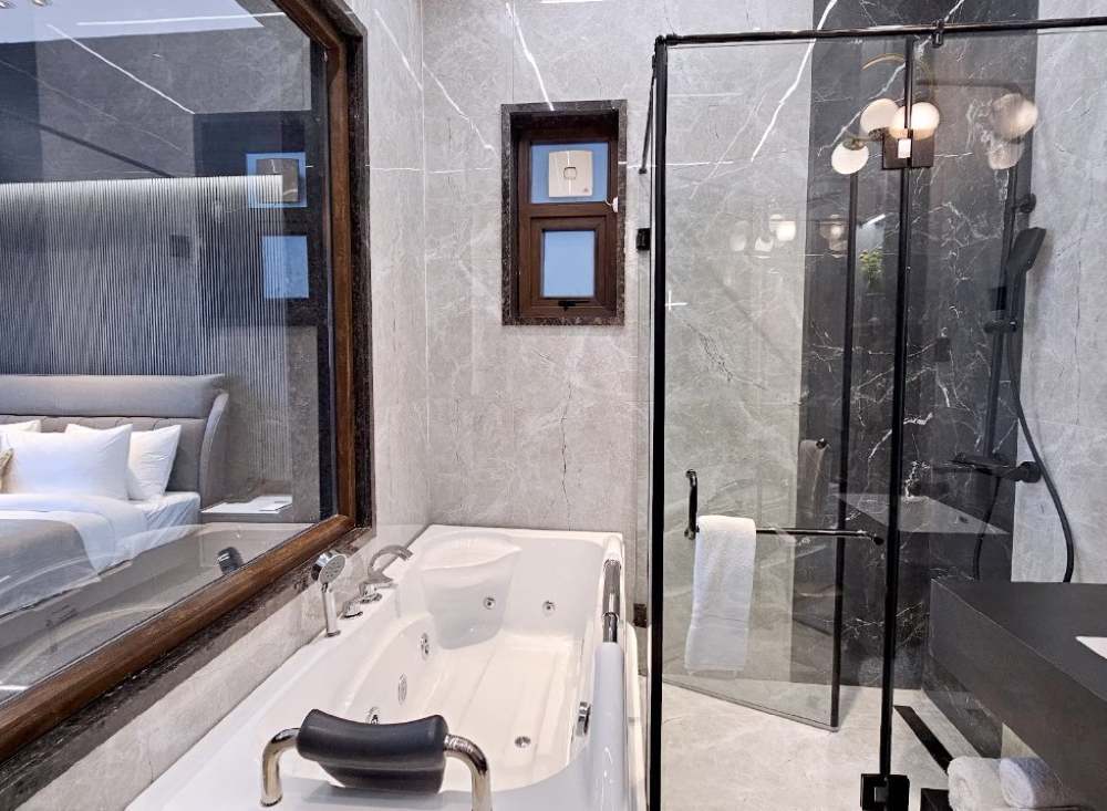Clarissa-Resort-Room-with-jacuzzi-mokshyaholidays