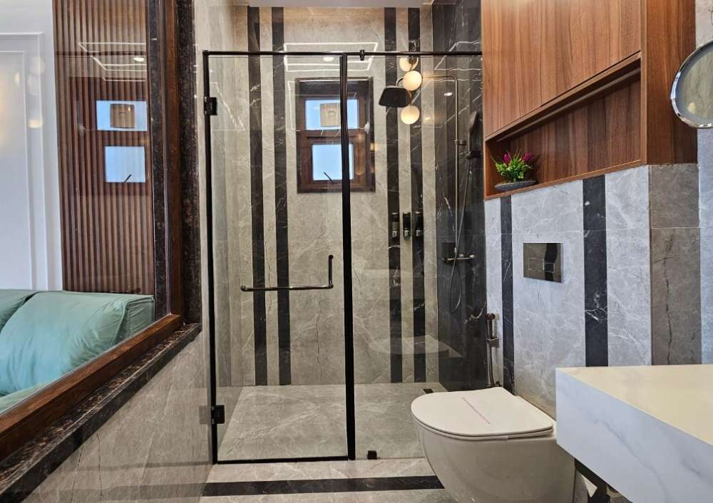 Executive-rooms-washroom-Clarissa-resort
