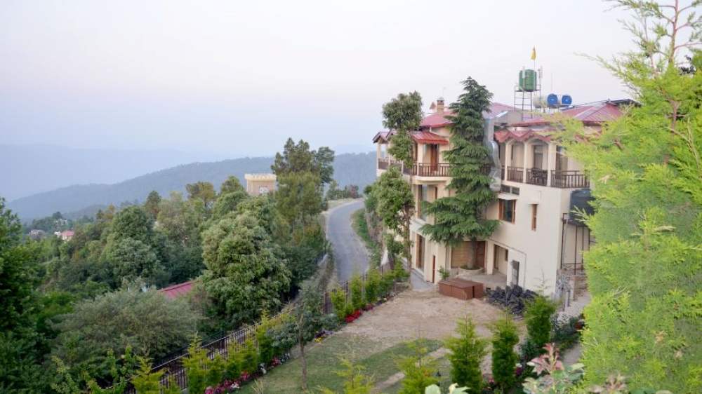 Exterior_View_Ojaswi_Himalayan_Resort_Mukteshwar_10_bymfso