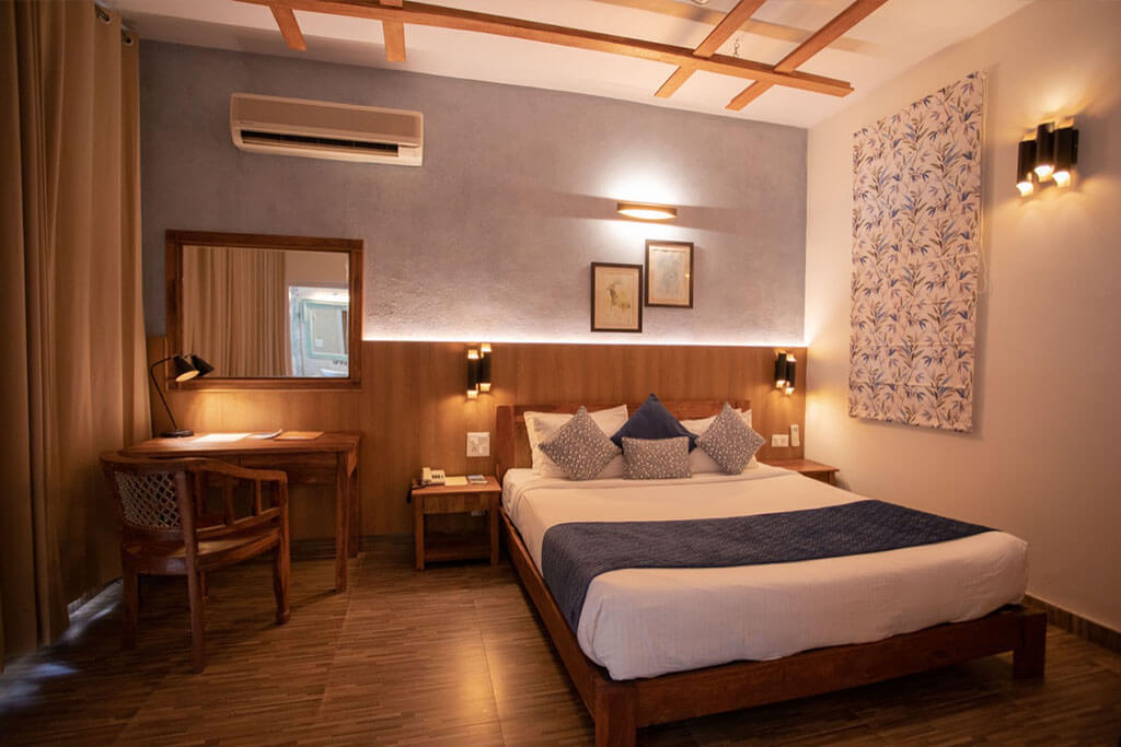 premium room river creek