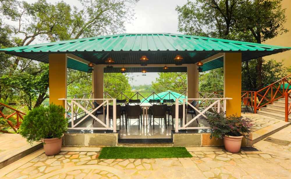 bhimtal-the-baagh-sitting-area