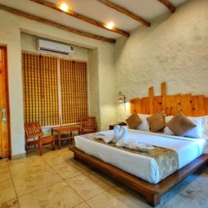 River Edge Luxury Room