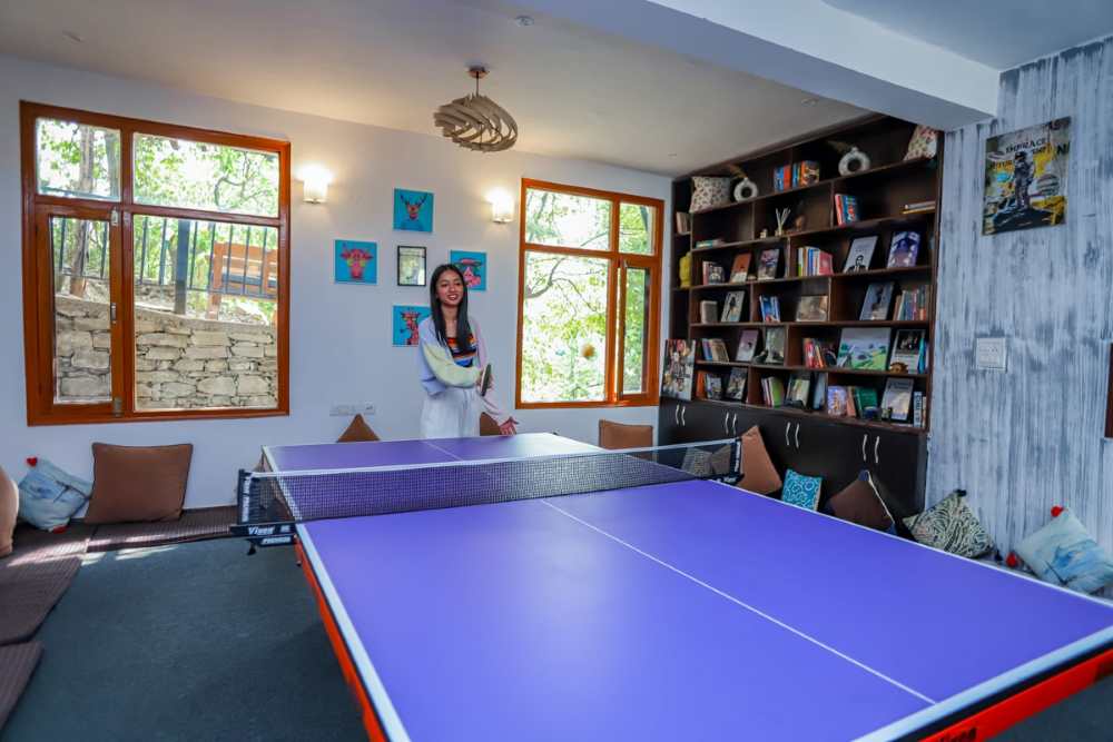 Ganghar-resort-mukteshar-table-tanis