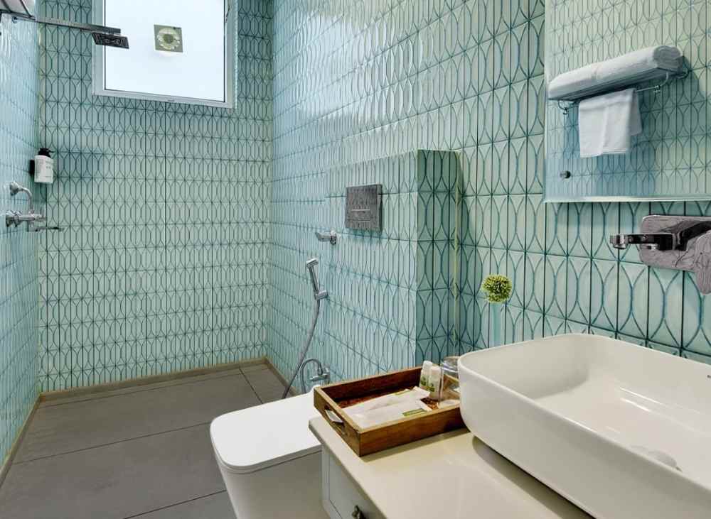 Tiaara-lite-Family-Room-with-2-Bedrooms-washroom