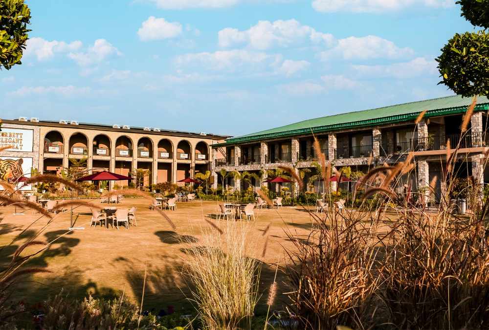 Corbett-Elegant-Retreat-Resort-lawn-with-room-view