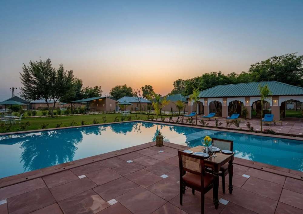 aangan-resort-ranthambore-swimming-pool-view