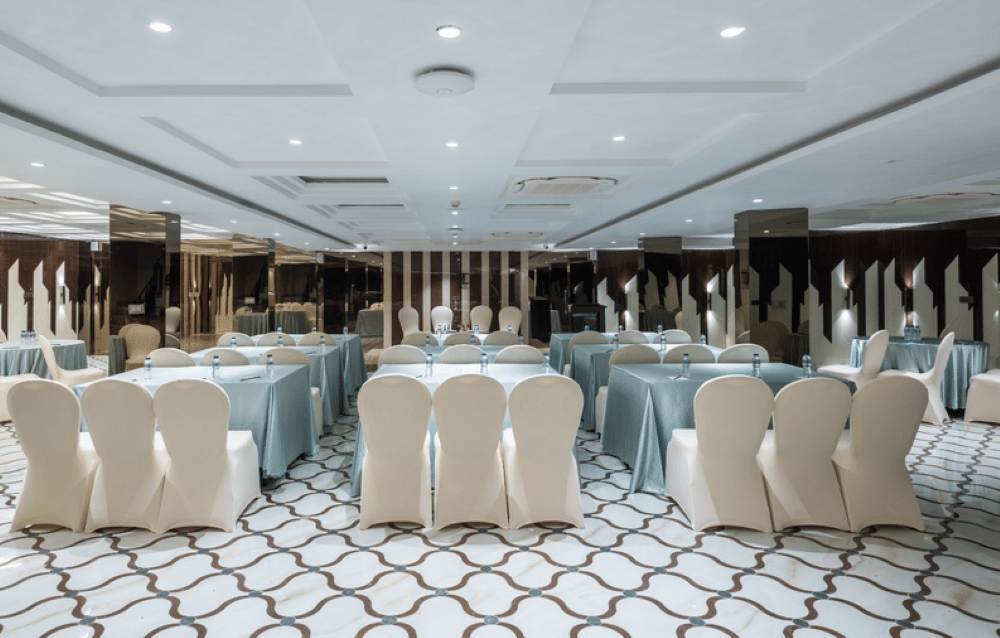 lawrence solitarie hotel nainital