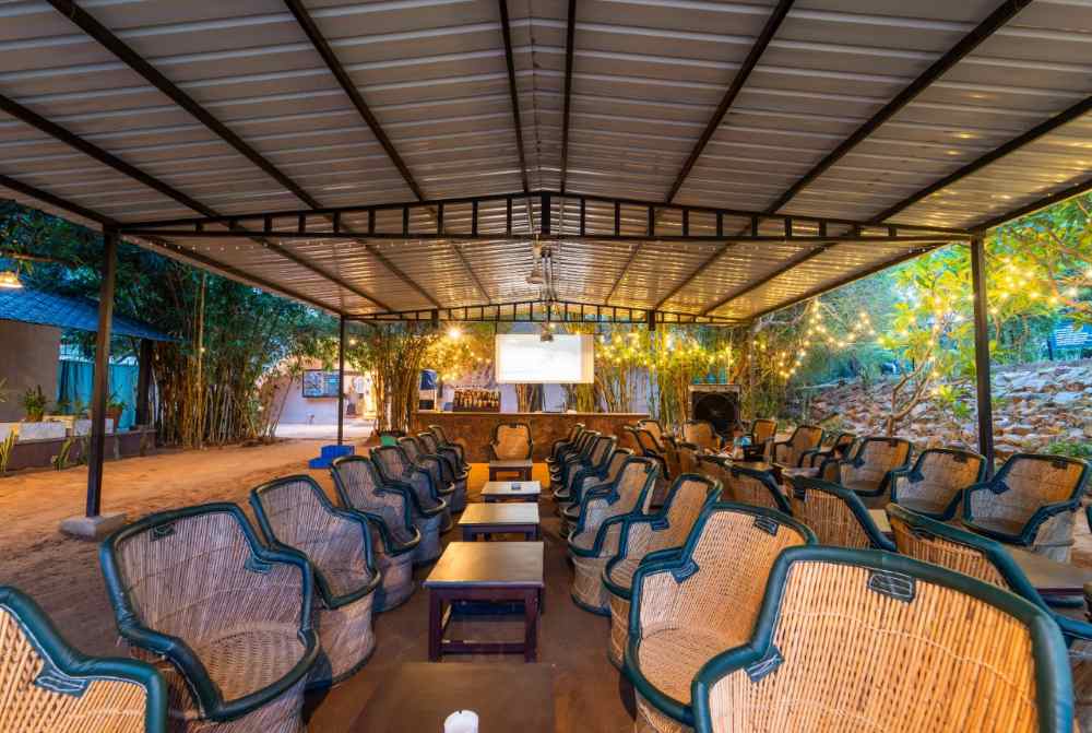 The-Pugmark-Resort-ranthambore-sitting-area