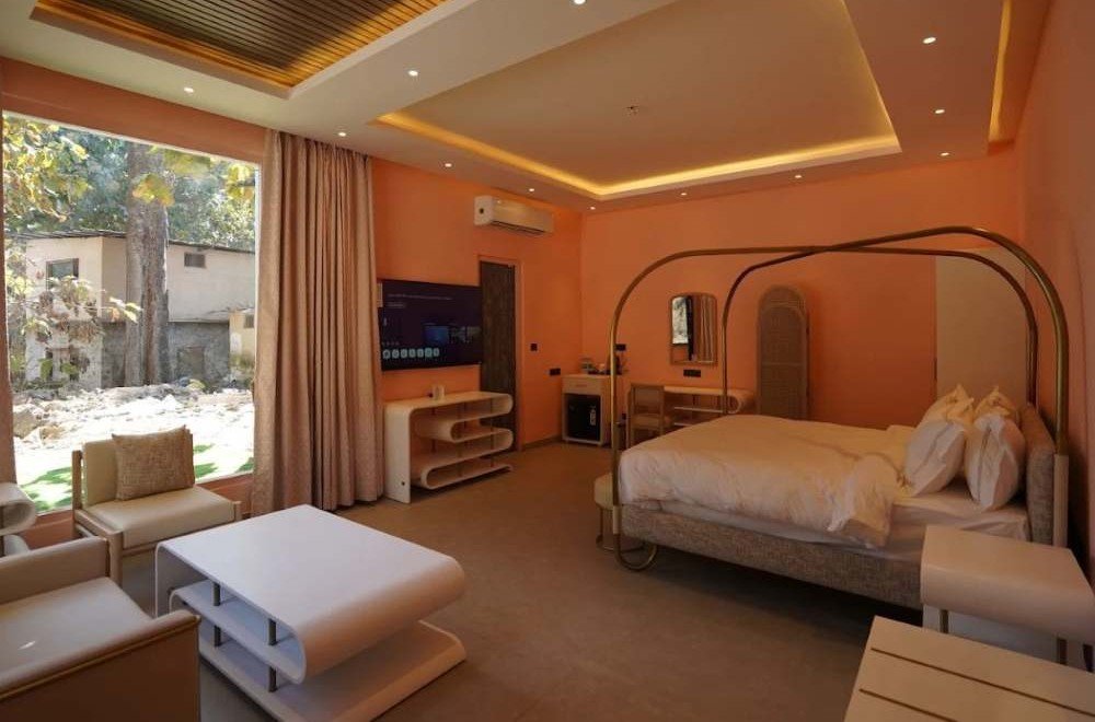 Bel-la-Monde-Riverside-Resort-Jim-Corbett-mango-suite-1