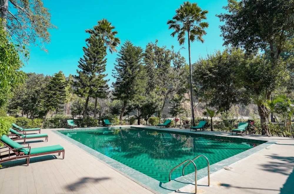 Bel-la-Monde-Riverside-Resort-Jim-Corbett-mango-swimming-pool