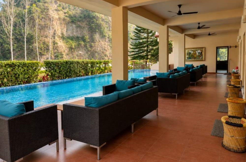Bel-la-Monde-Riverside-Resort-Jim-Corbett-tiger-den-room-swimming-pool