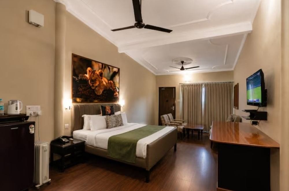 Bel-la-Monde-Riverside-Resort-Jim-Corbett-tiger-den-suite-room
