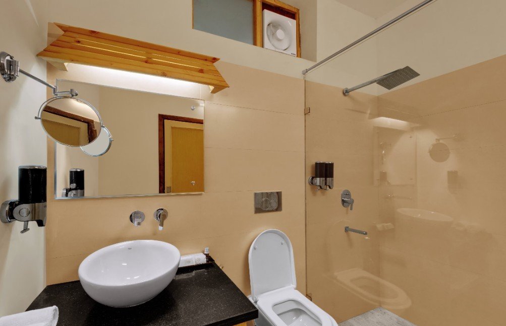 Tarangi-Resort-Spa-Jim-corbett-resort-washroom-inside